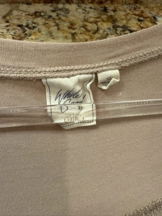 White Crow Raw Edge V-Neck Top (color: simply taupe) - Picture 5 of 5